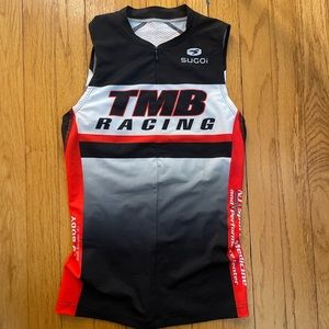 Sleeveless cycling racing shirt
Size small, but stretchy